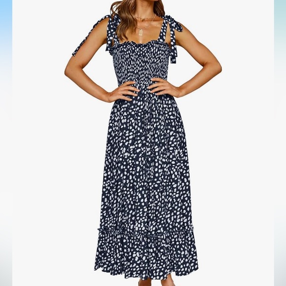 Navy blue and white smock dress with adjustable straps - Picture 3 of 11